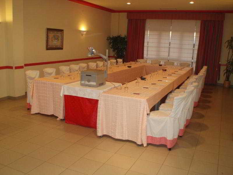 Mlc Benavente Hotel Business photo